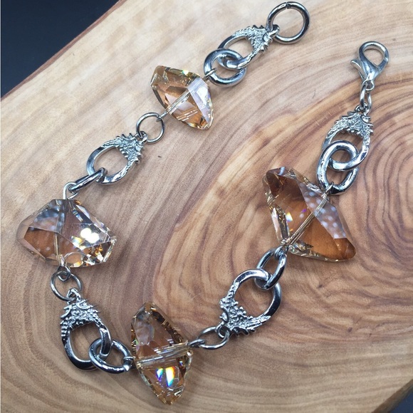 Bracelet with genuine Swarovski Crystals (NEW) - Picture 2 of 8